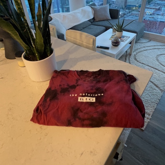 Notorious BIG shirt. Red colour. Good condition. - Picture 3 of 4